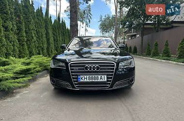 Седан Audi A8 2012 в 