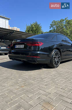 Седан Audi A8 2020 в 