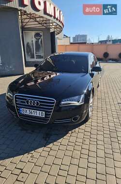 Седан Audi A8 2011 в 