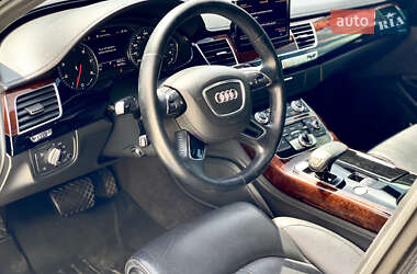 Седан Audi A8 2012 в 