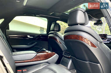 Седан Audi A8 2012 в 