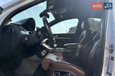 Седан Audi A8 2013 в 