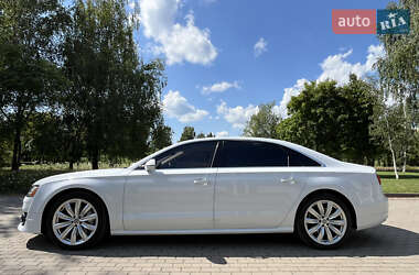 Седан Audi A8 2016 в 