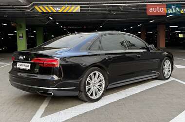 Седан Audi A8 2013 в 