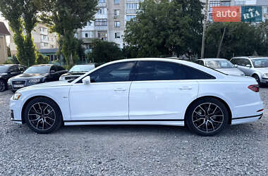 Седан Audi A8 2021 в 