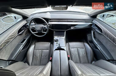 Седан Audi A8 2021 в 