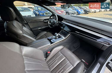 Седан Audi A8 2021 в 