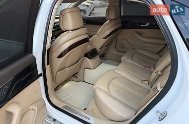 Седан Audi A8 2015 в 