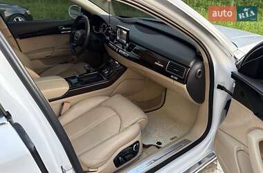 Седан Audi A8 2015 в 