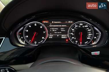 Седан Audi A8 2015 в 