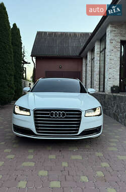Седан Audi A8 2014 в 