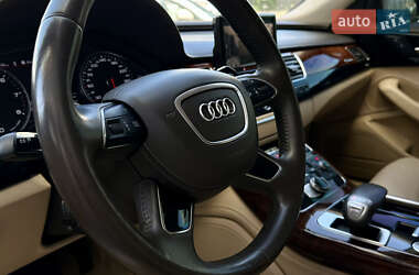 Седан Audi A8 2013 в 