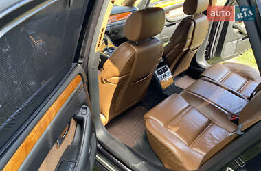 Седан Audi A8 2004 в 