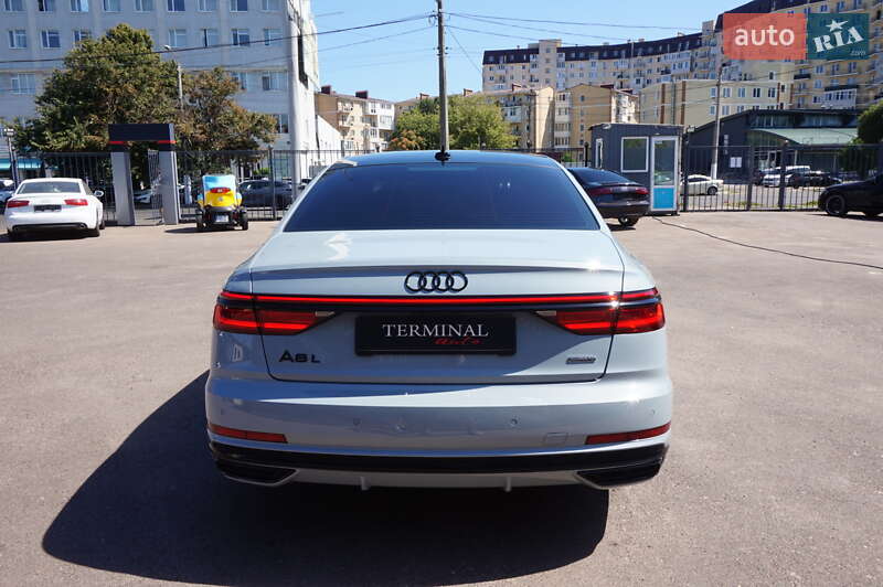 Седан Audi A8 2021 в Одессе