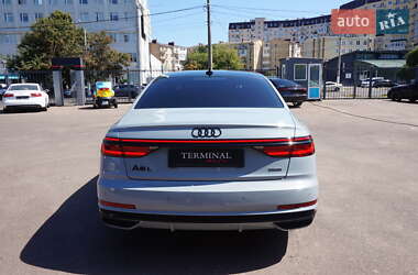 Седан Audi A8 2021 в 