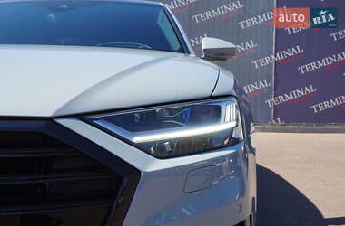 Седан Audi A8 2021 в 