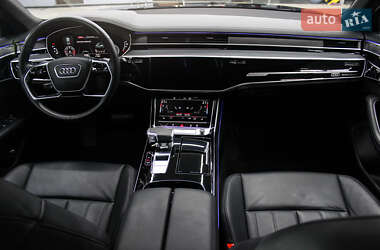 Седан Audi A8 2021 в 