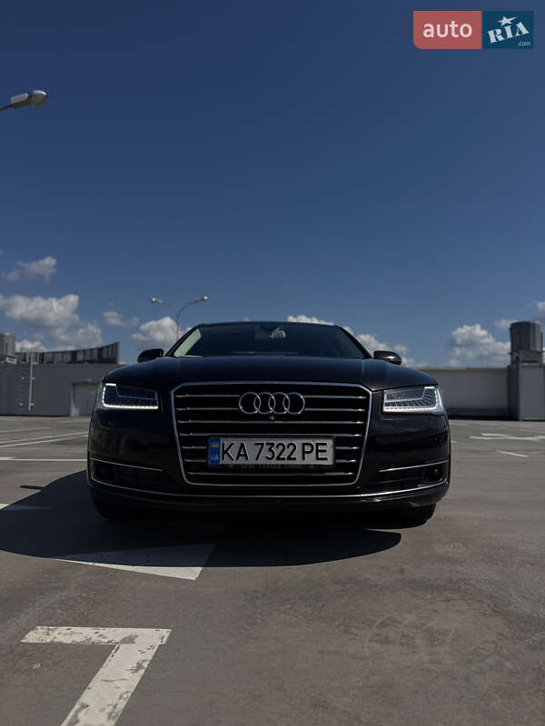 Седан Audi A8 2013 в Киеве