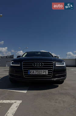 Седан Audi A8 2013 в 