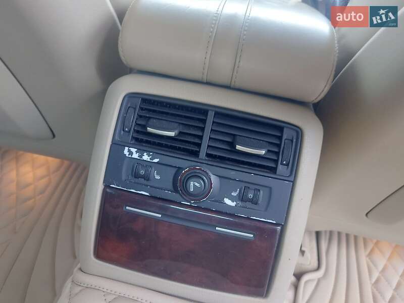 Седан Audi A8 2005 в Днепре