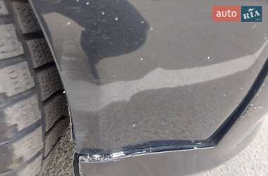 Седан Audi A8 2005 в Днепре