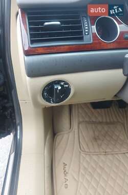 Седан Audi A8 2005 в Днепре