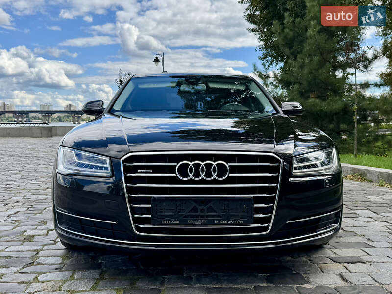 Седан Audi A8 2017 в Киеве