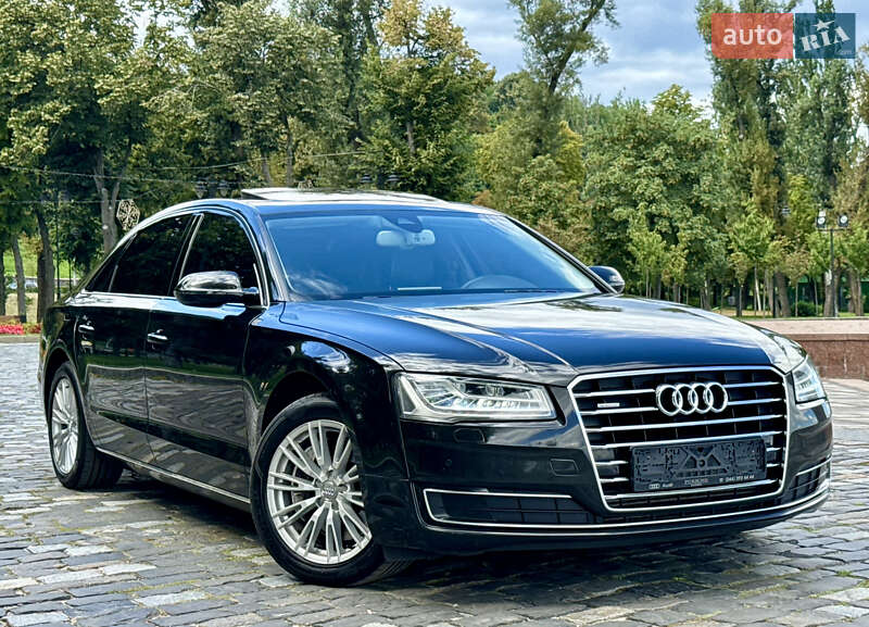 Седан Audi A8 2017 в Киеве