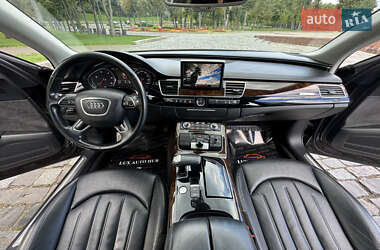 Седан Audi A8 2017 в 