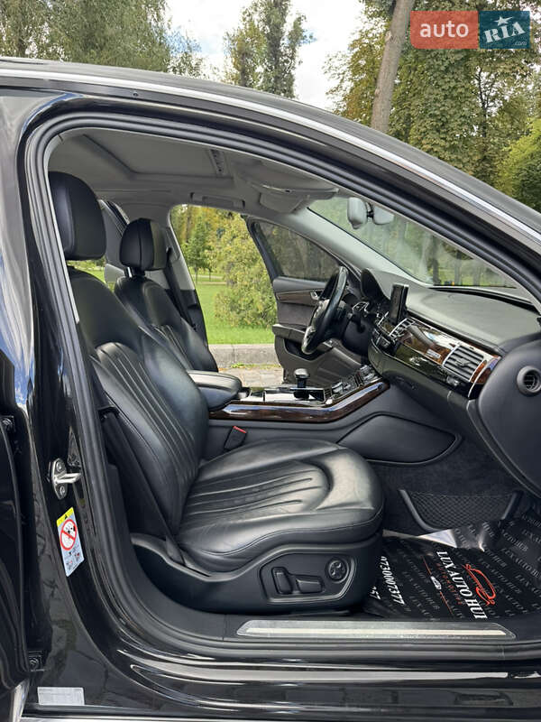 Седан Audi A8 2017 в Киеве