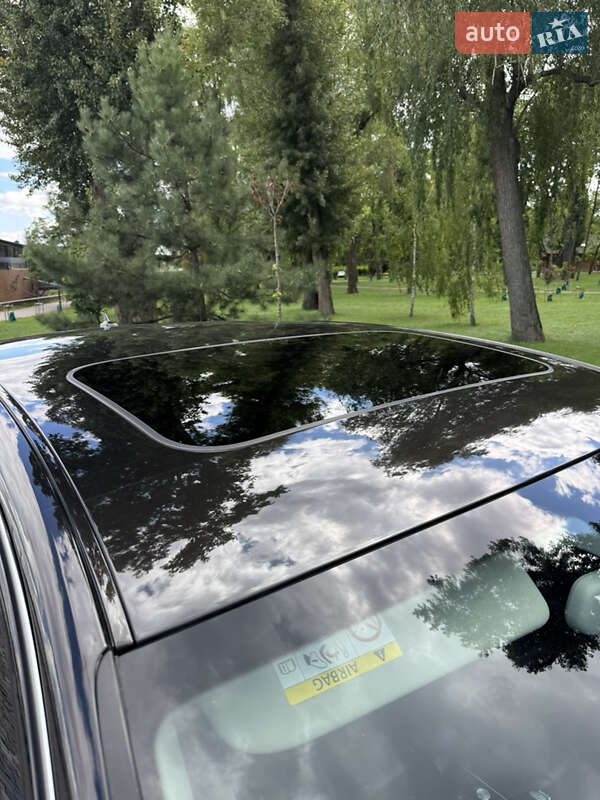 Седан Audi A8 2017 в Киеве