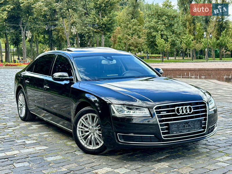 Седан Audi A8 2017 в Киеве