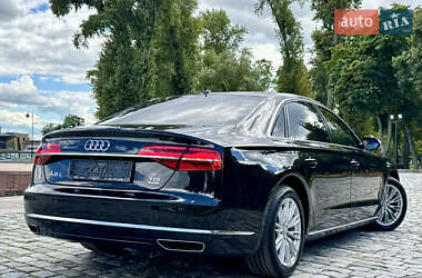Седан Audi A8 2017 в 