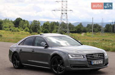 Седан Audi A8 2015 в Дрогобыче