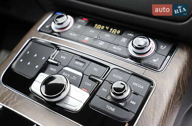 Седан Audi A8 2015 в Дрогобыче