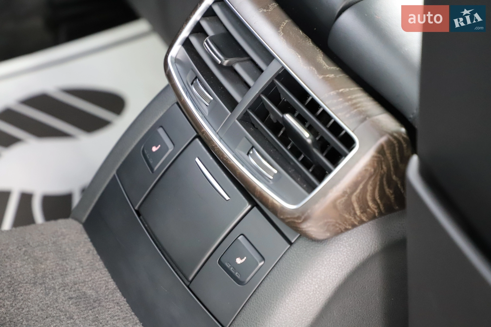 2015 Audi A8 - мініатюра 92