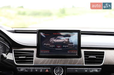Седан Audi A8 2015 в Дрогобыче