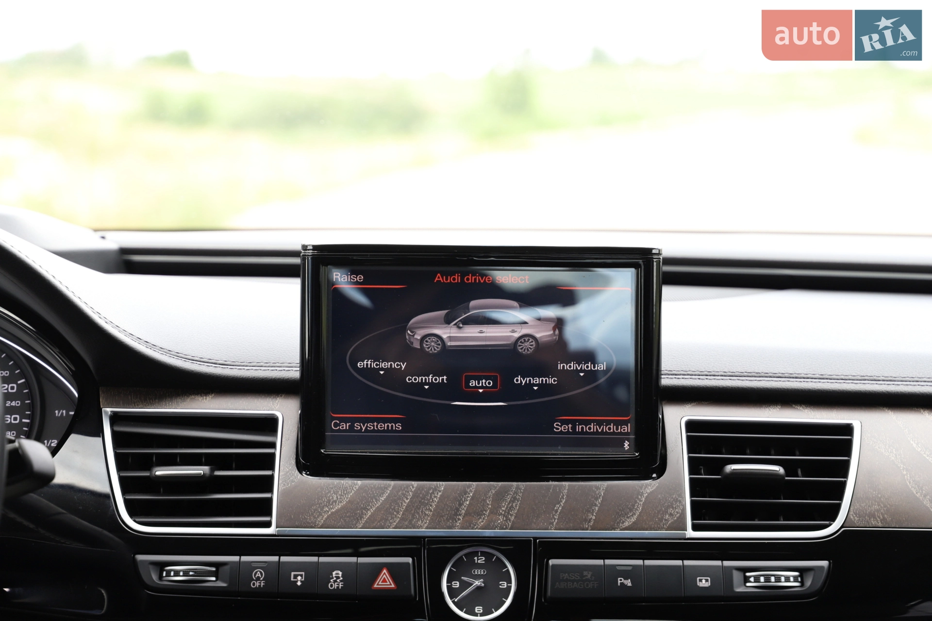 2015 Audi A8 - мініатюра 107