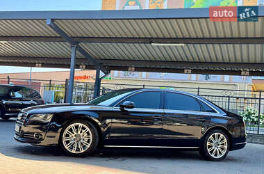 Седан Audi A8 2011 в 