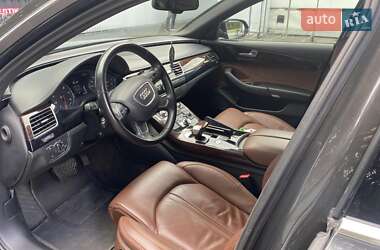 Седан Audi A8 2011 в 