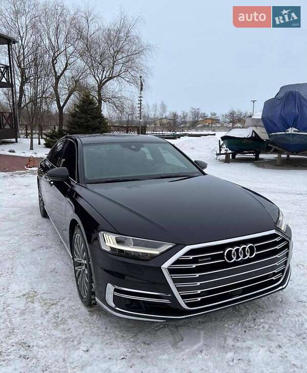 Седан Audi A8 2018 в Хмельницком