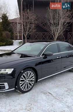 Седан Audi A8 2018 в 