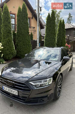 Седан Audi A8 2017 в 