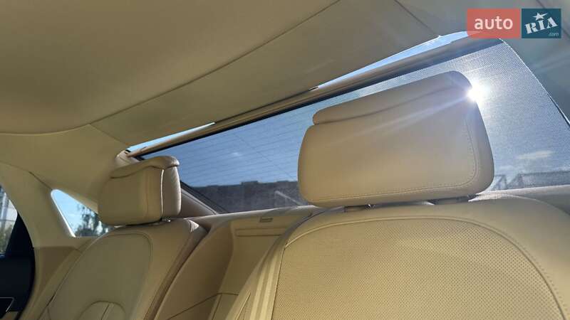 Седан Audi A8 2014 в Ивано-Франковске