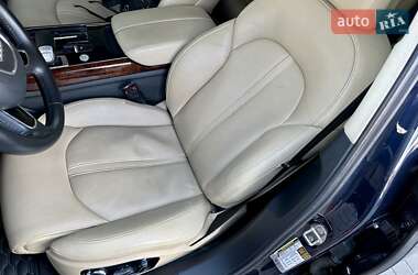 Седан Audi A8 2012 в 