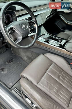 Седан Audi A8 2018 в 