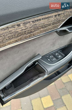 Седан Audi A8 2018 в 
