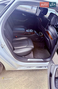Седан Audi A8 2013 в 