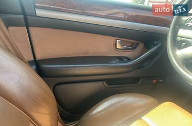 Седан Audi A8 2006 в Вышкове