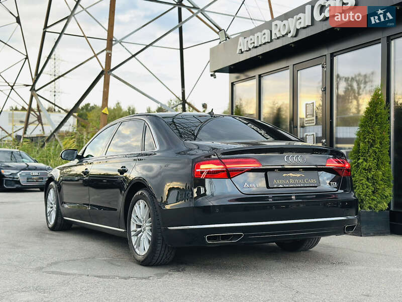 Седан Audi A8 2017 в Харькове